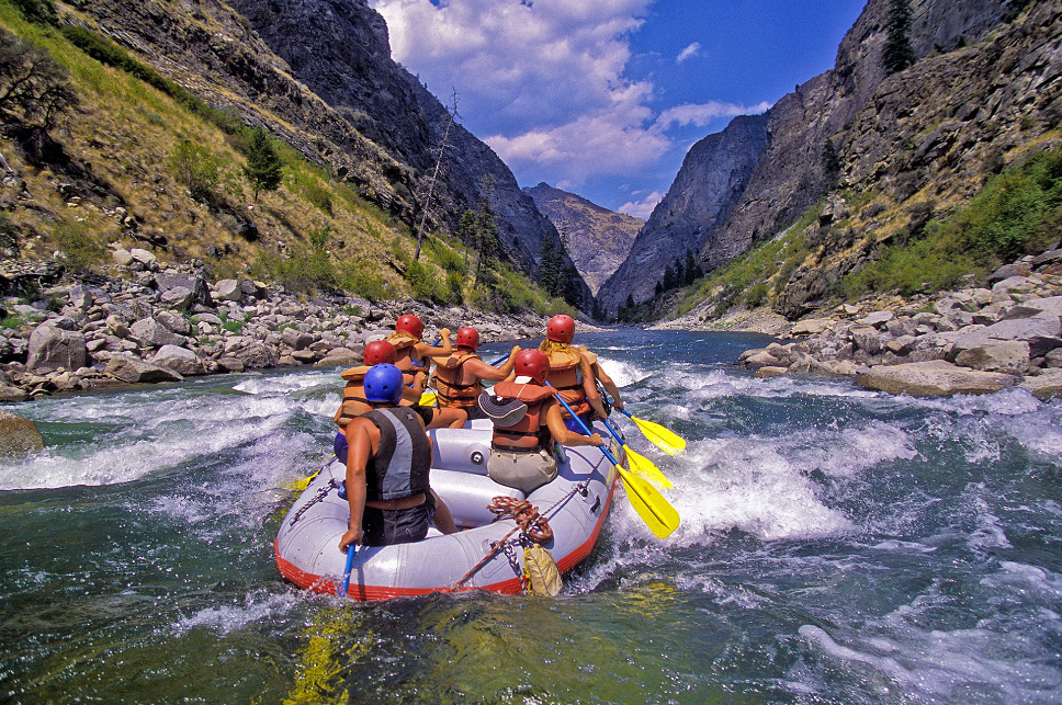 Know About The Thrill You Want – Best White Water Rafting In New Zealand