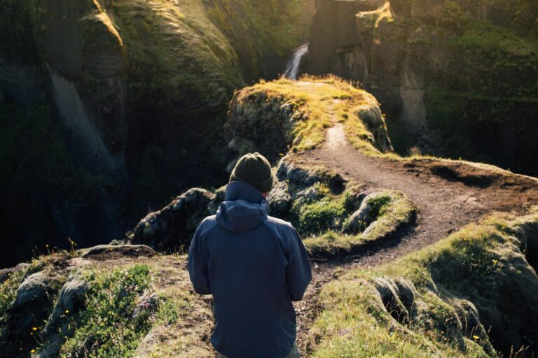 South Island Secrets: Extraordinary Adventures Beyond the Beaten Path